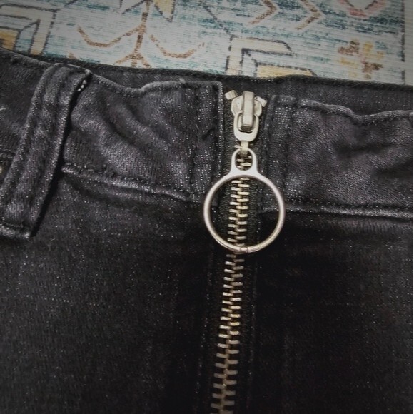 Y2K 90s Circle Zipperpull grunge dark wash black denim jean mini skirt cutoff - Picture 2 of 9